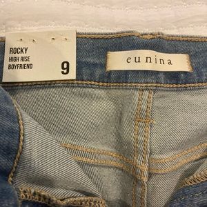 Never worn, new jeans. Tags still on. Minimally distressed.Stretchy.